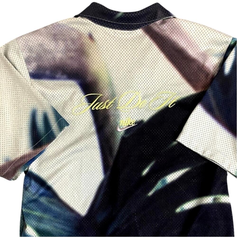Nike Vintage Shirt Men Small Multi Resort Dri-Fit Hawaiian Mesh Spellout Swoosh